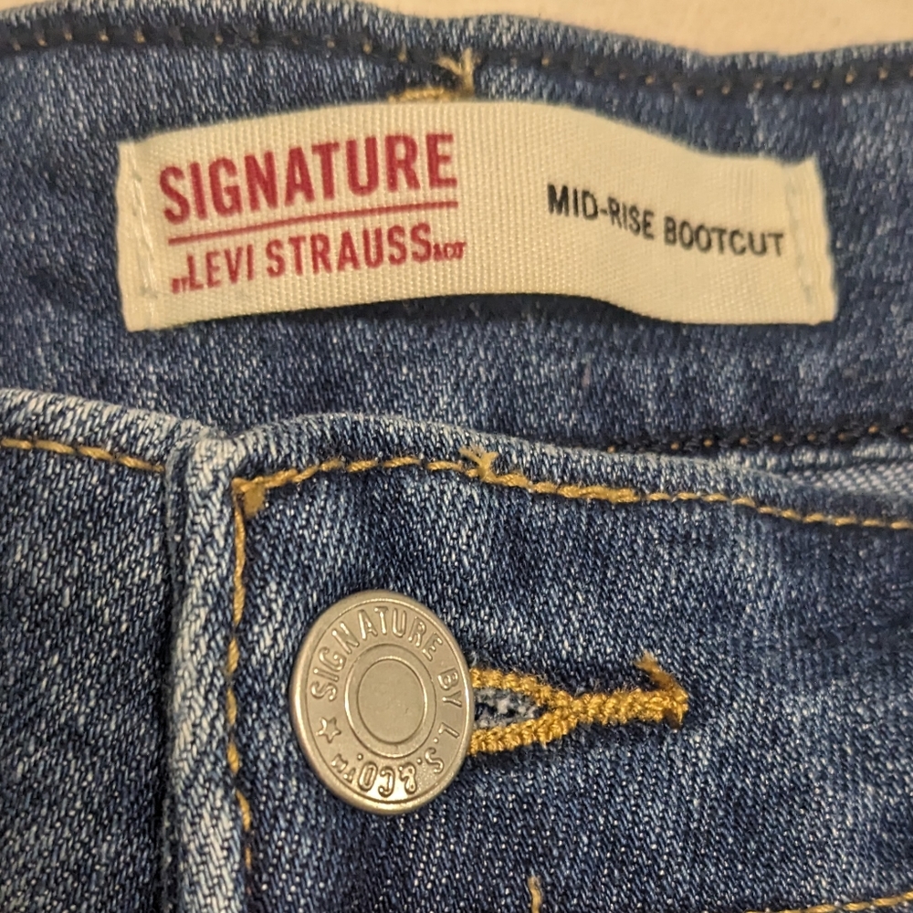 Levi's mid-rise bootcut - Picture 5 of 6